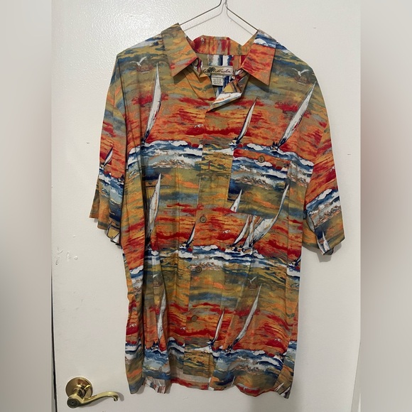 Set of 4 Men buttoned shirts. Size Large. EUC. - Picture 8 of 9